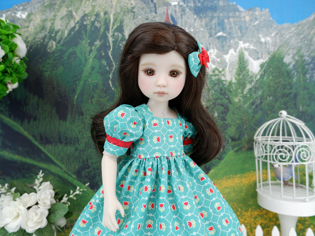 Retro Tulips - dress and shoes for Ruby Red Fashion Friends doll