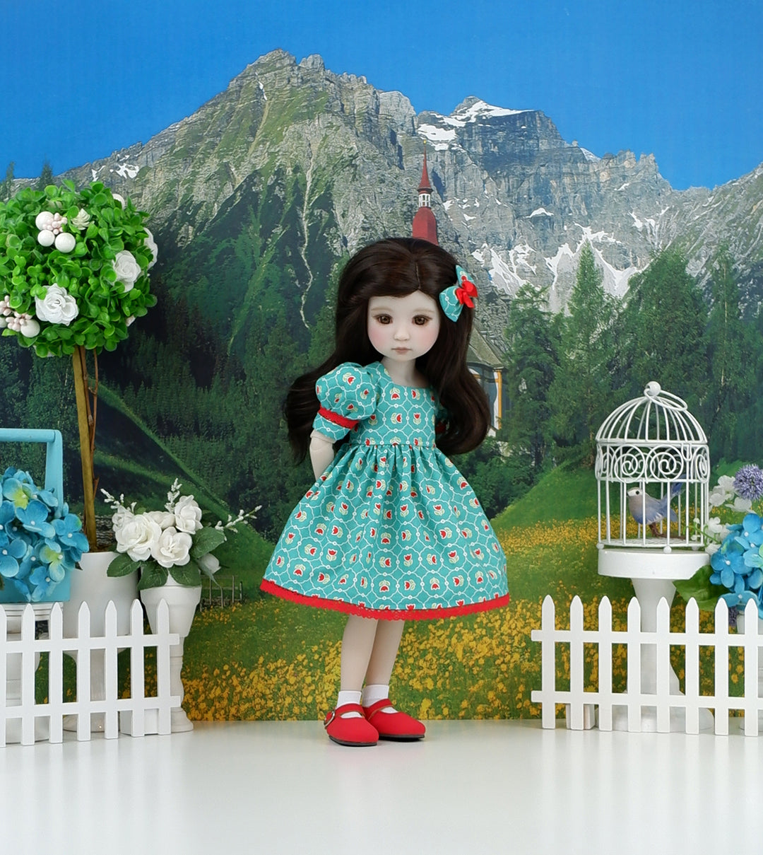 Retro Tulips - dress and shoes for Ruby Red Fashion Friends doll