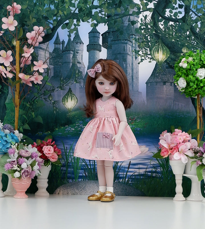 Royal Pegasus - dress and shoes for Ruby Red Fashion Friends doll