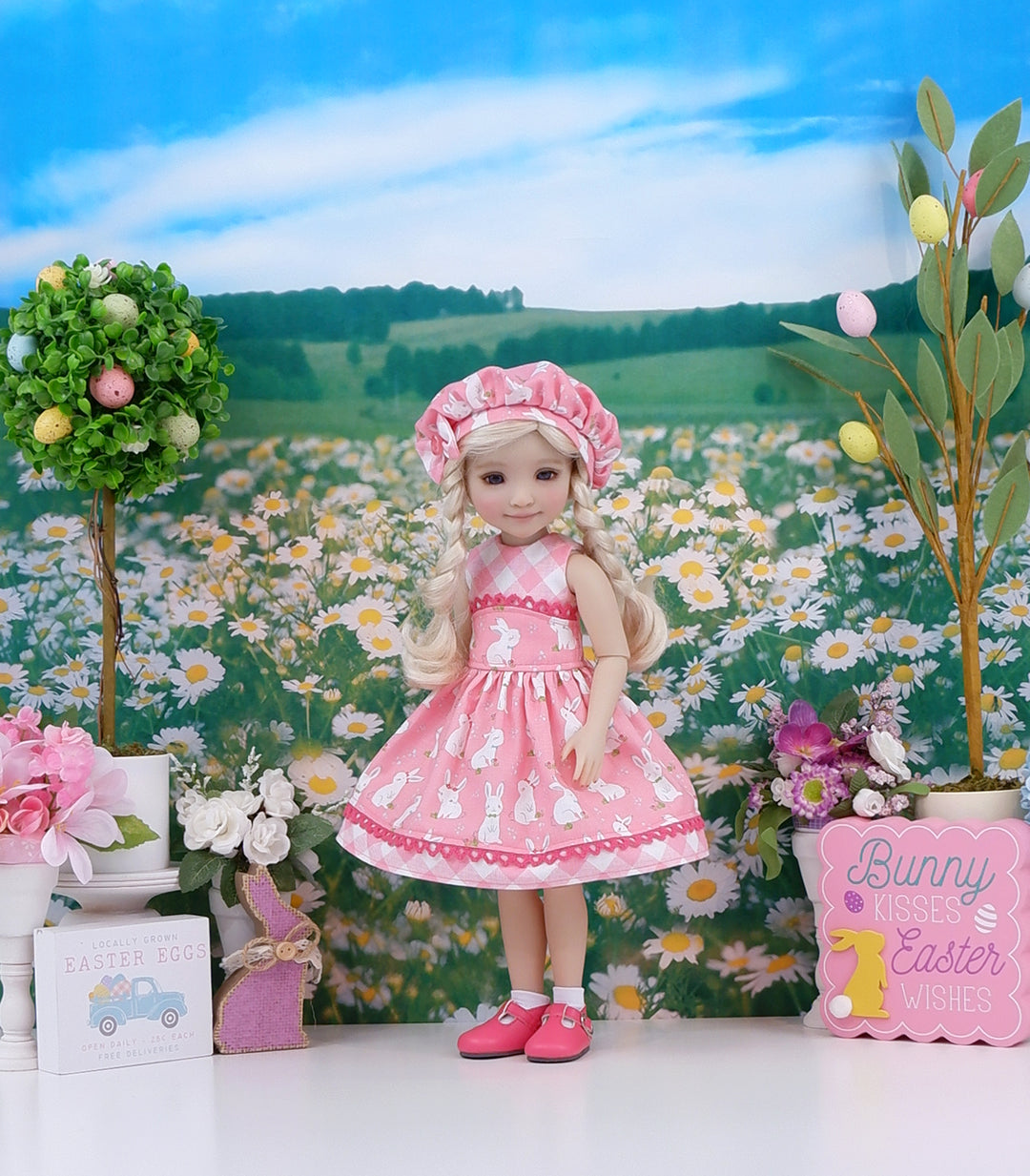Sassy Bunny - dress and shoes for Ruby Red Fashion Friends doll