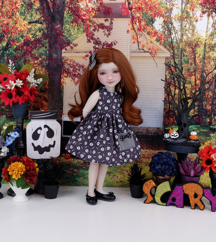 Skull & Bones - dress with shoes for Ruby Red Fashion Friends doll