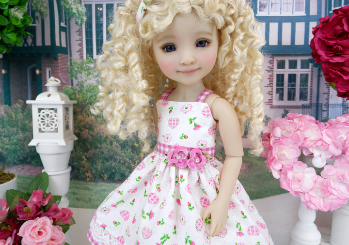 Smitten - dress with shoes for Ruby Red Fashion Friends doll