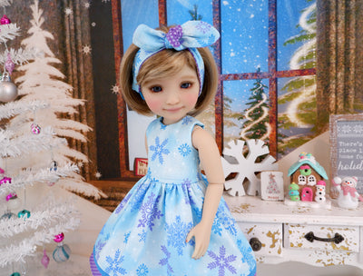 Snowflakes - dress with boots for Ruby Red Fashion Friends doll