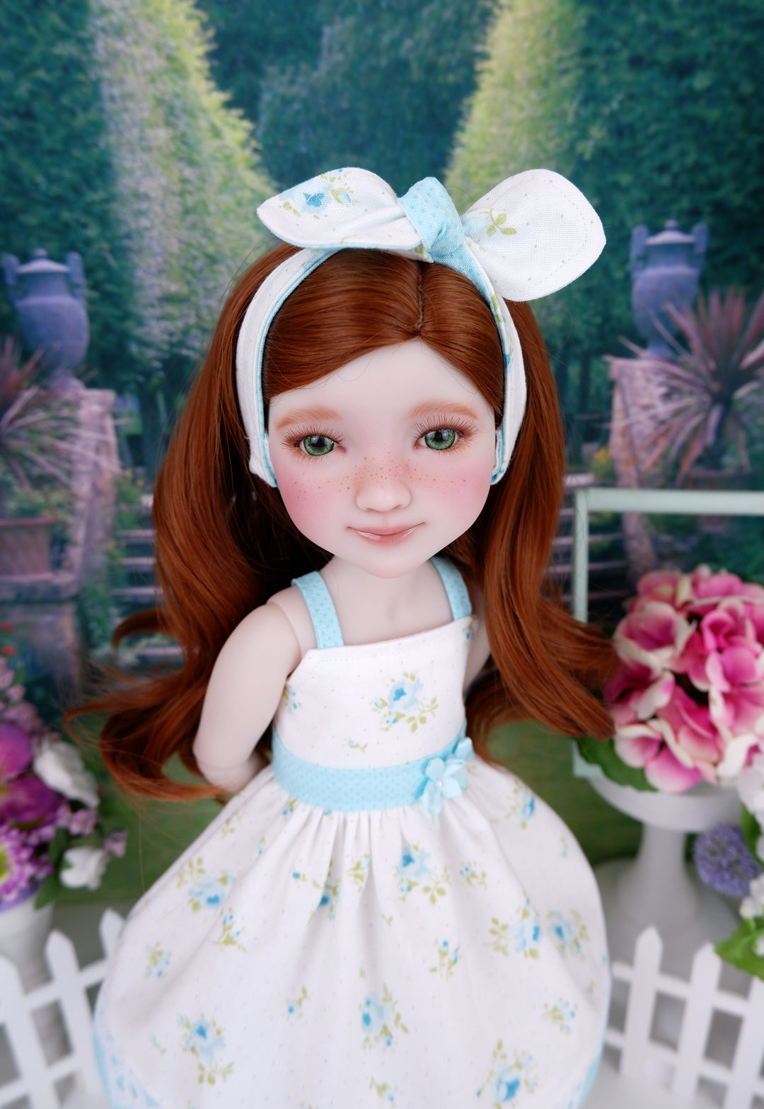 Soft Spring Rose - dress with sandals for Ruby Red Fashion Friends doll