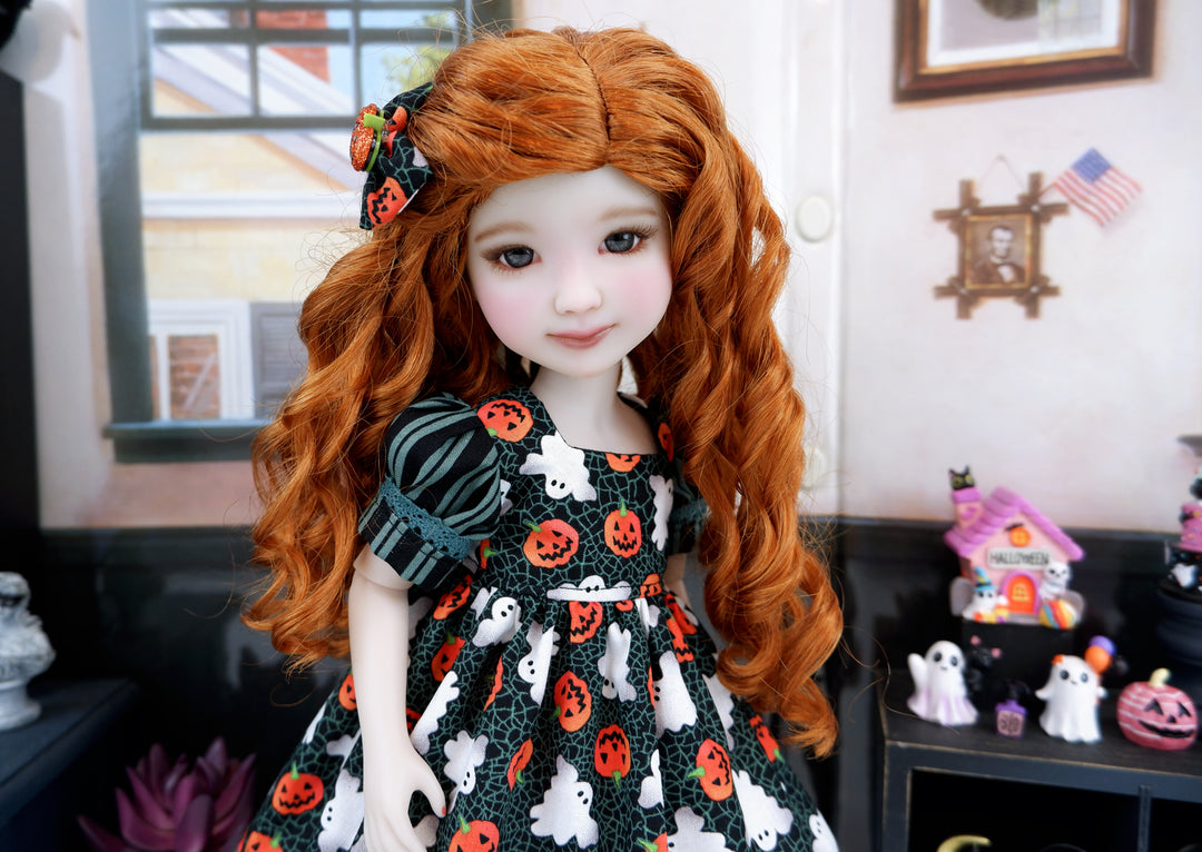 Spooked - dress and shoes for Ruby Red Fashion Friends doll