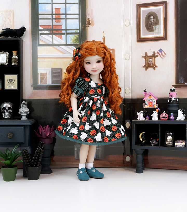 Spooked - dress and shoes for Ruby Red Fashion Friends doll