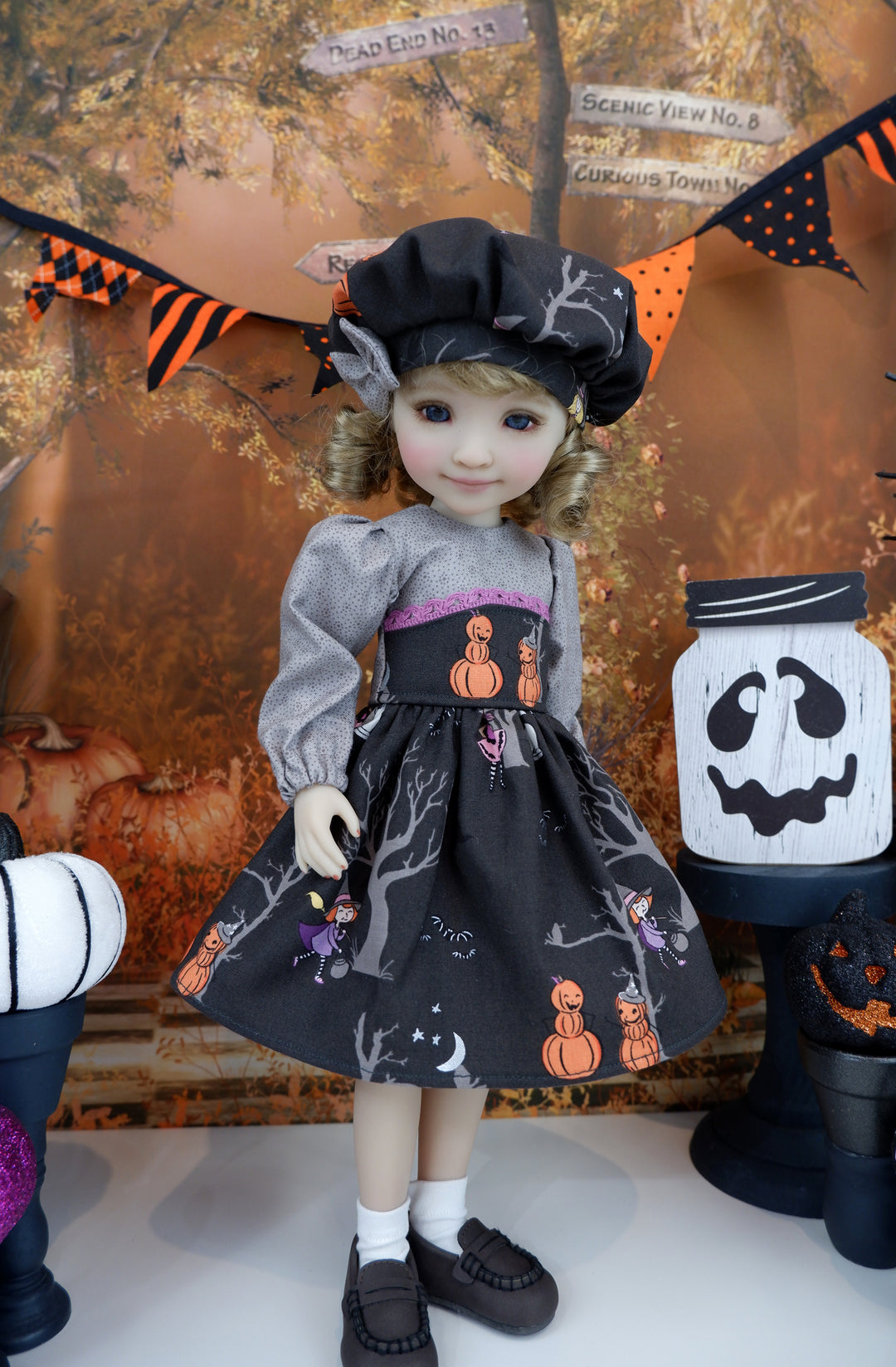 Spooky Forest - dress with loafers for Ruby Red Fashion Friends doll