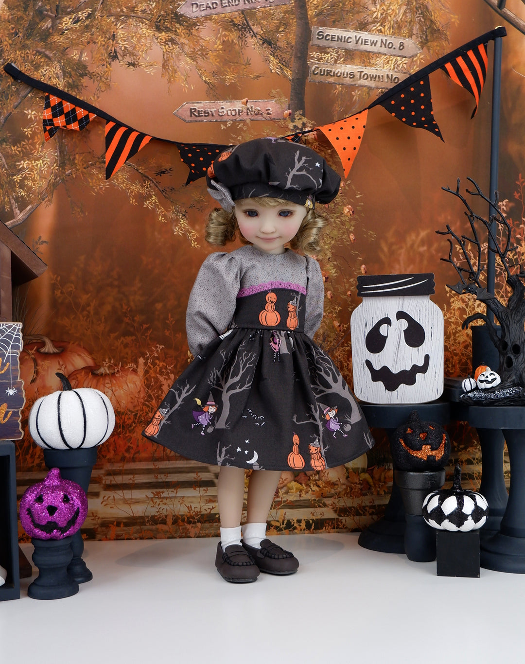 Spooky Forest - dress with loafers for Ruby Red Fashion Friends doll