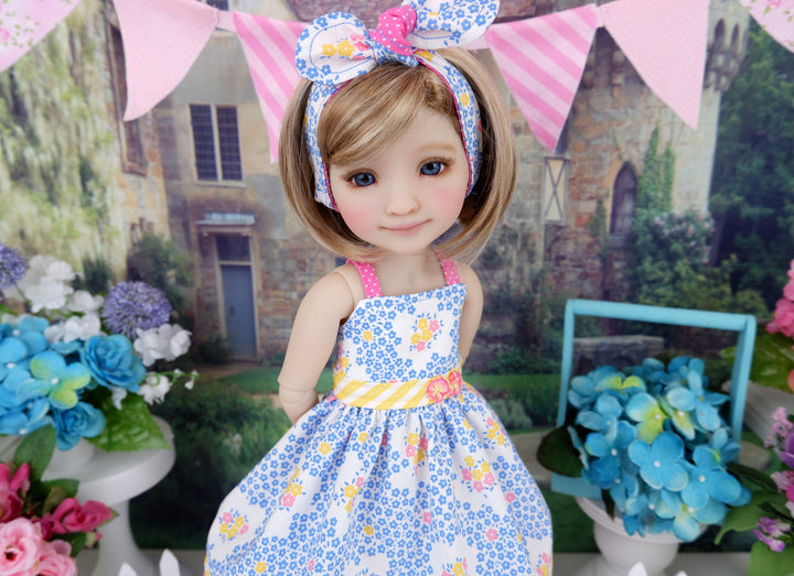 Spring Bouquet - dress with sandals for Ruby Red Fashion Friends doll