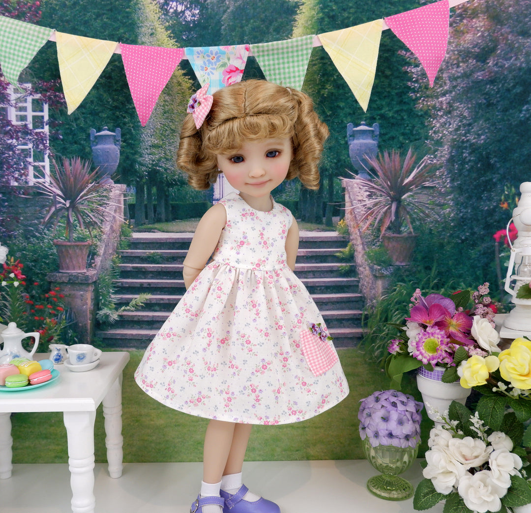 Spring Stroll - dress with sweater & shoes for Ruby Red Fashion Friends doll