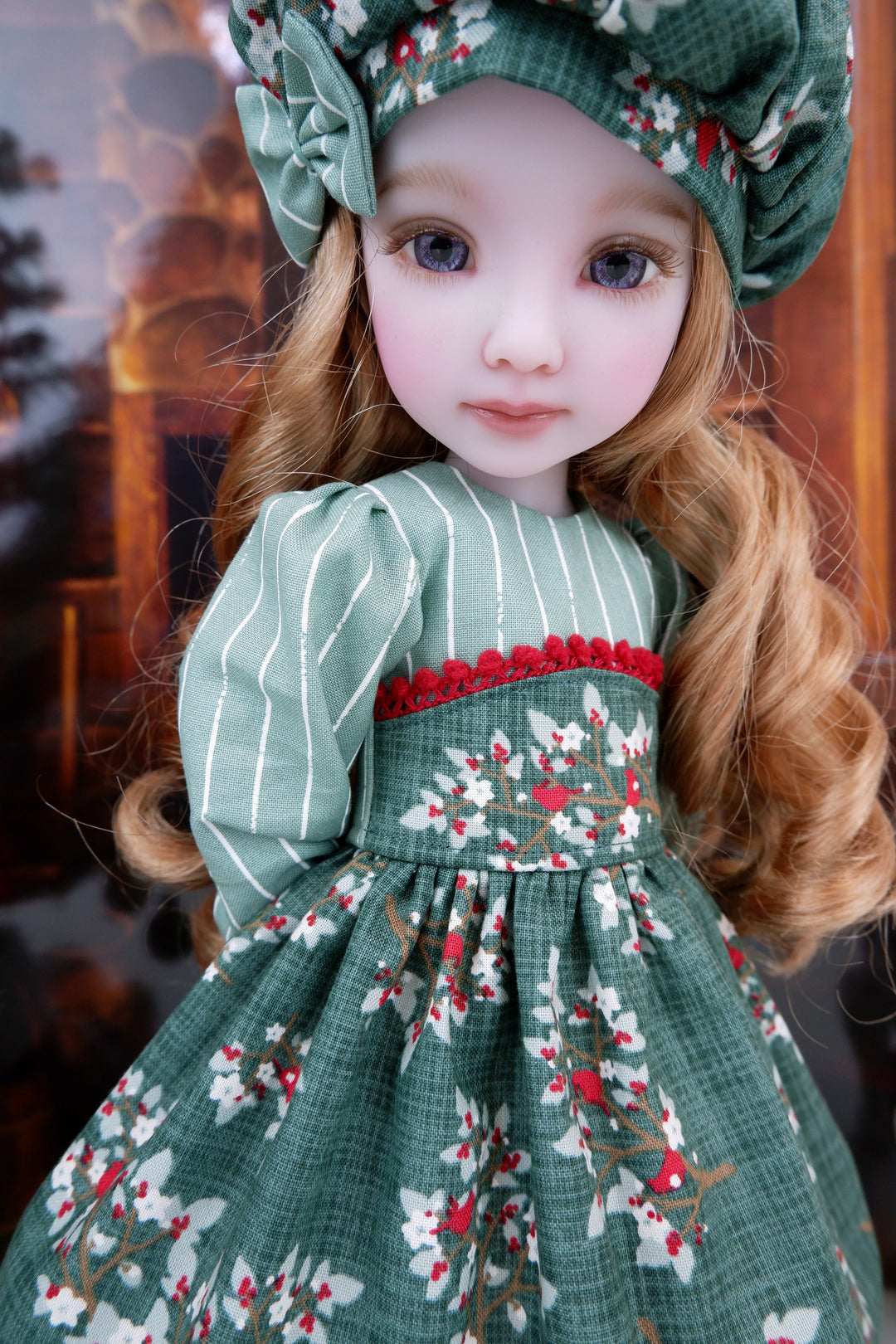 Spruce Bough - dress with shoes for Ruby Red Fashion Friends doll