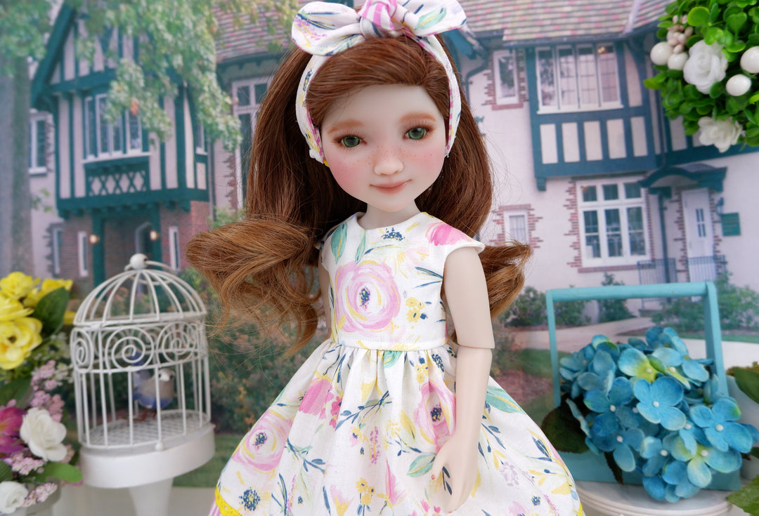 Summer Camellia - dress with sandals for Ruby Red Fashion Friends doll