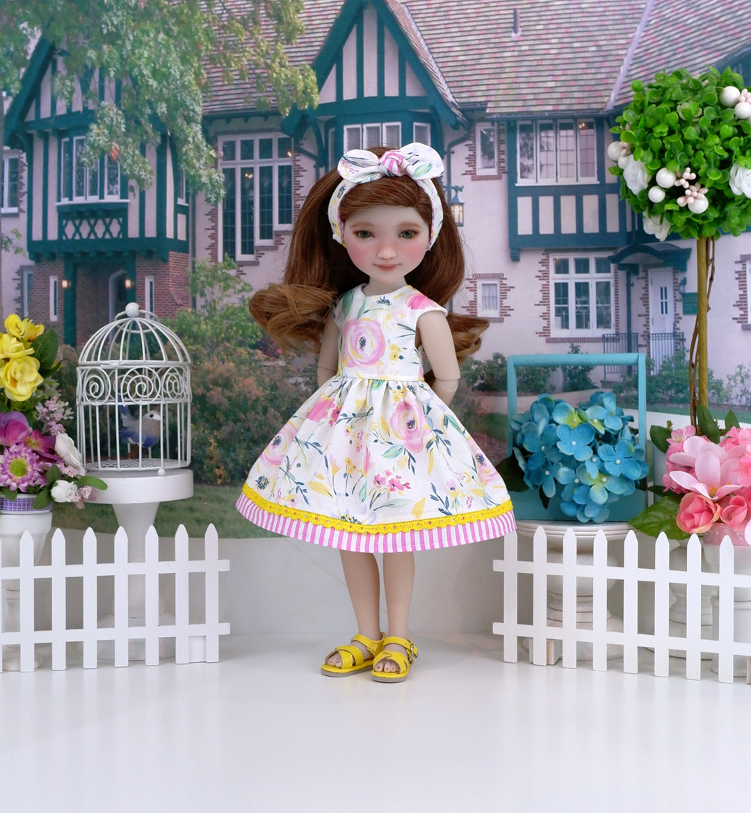 Summer Camellia - dress with sandals for Ruby Red Fashion Friends doll