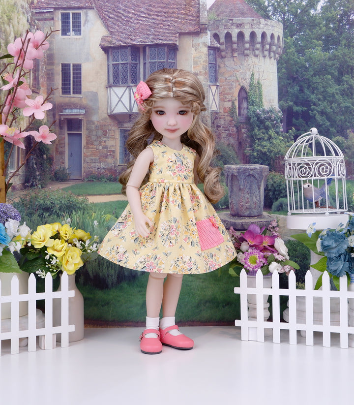 Summer Flora - dress with shoes for Ruby Red Fashion Friends doll