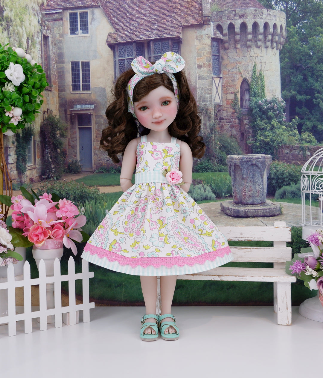 Summer Paisley - dress with sandals for Ruby Red Fashion Friends doll
