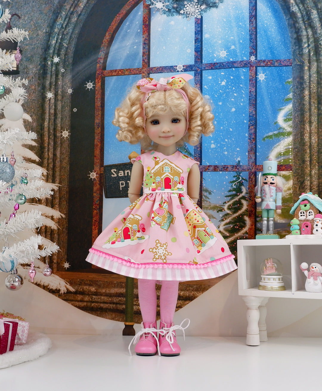 Sweet Gingerbread House - dress with boots for Ruby Red Fashion Friends doll