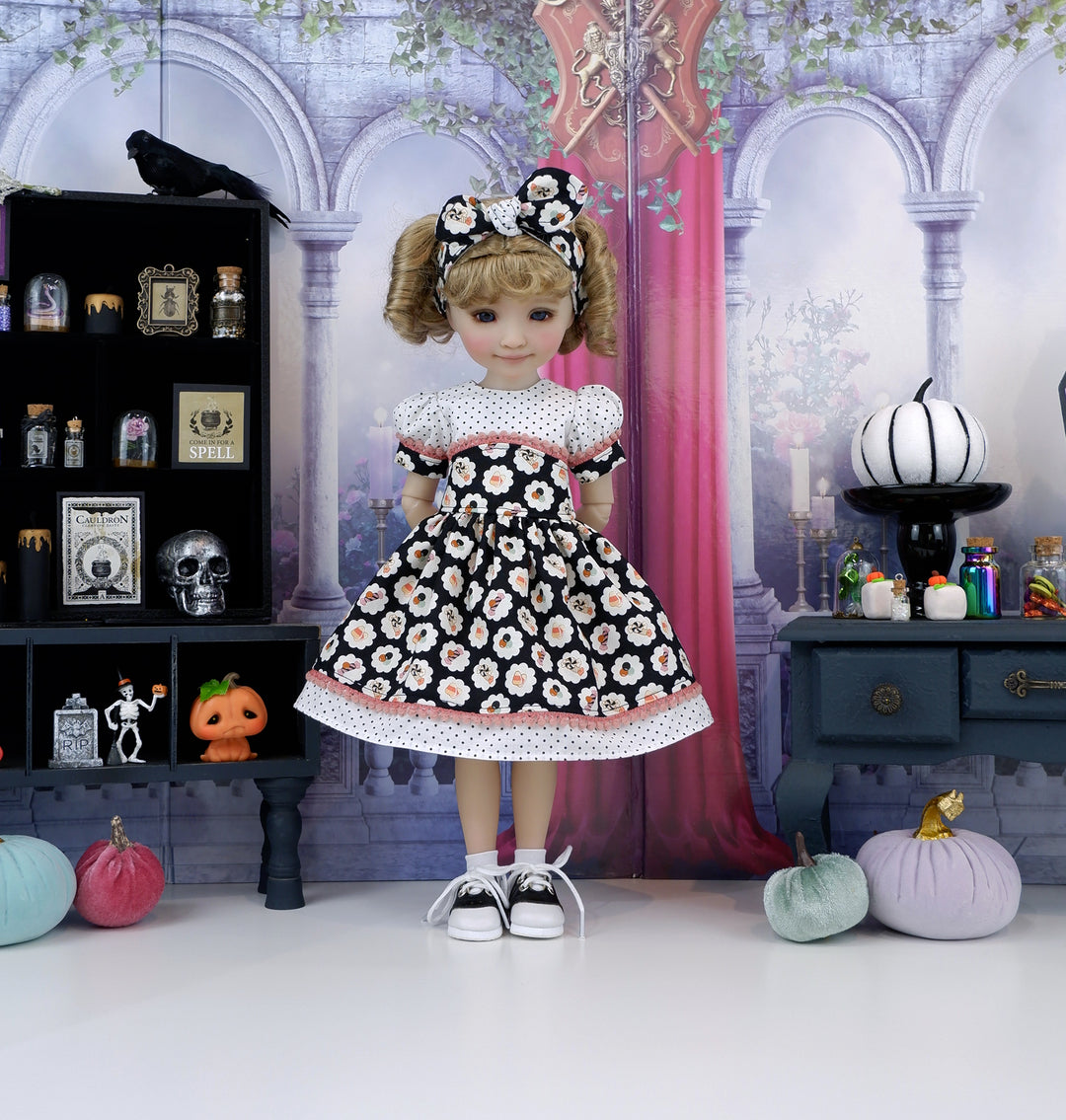 Sweet Halloween - dress with saddle shoes for Ruby Red Fashion Friends doll