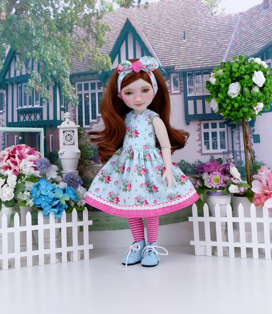 Tiny Princess Roses - dress with boots for Ruby Red Fashion Friends doll