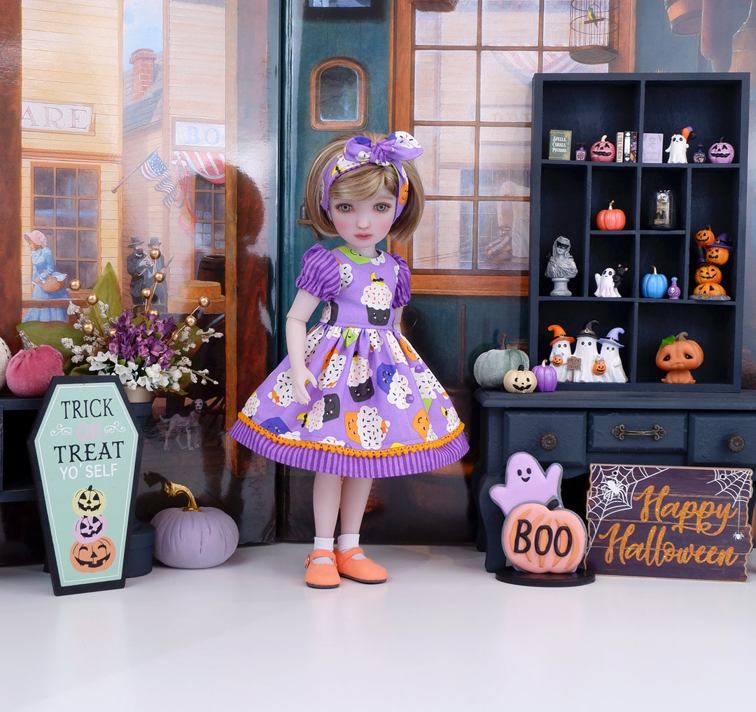 Trick or Treat Cakes - dress and shoes for Ruby Red Fashion Friends doll