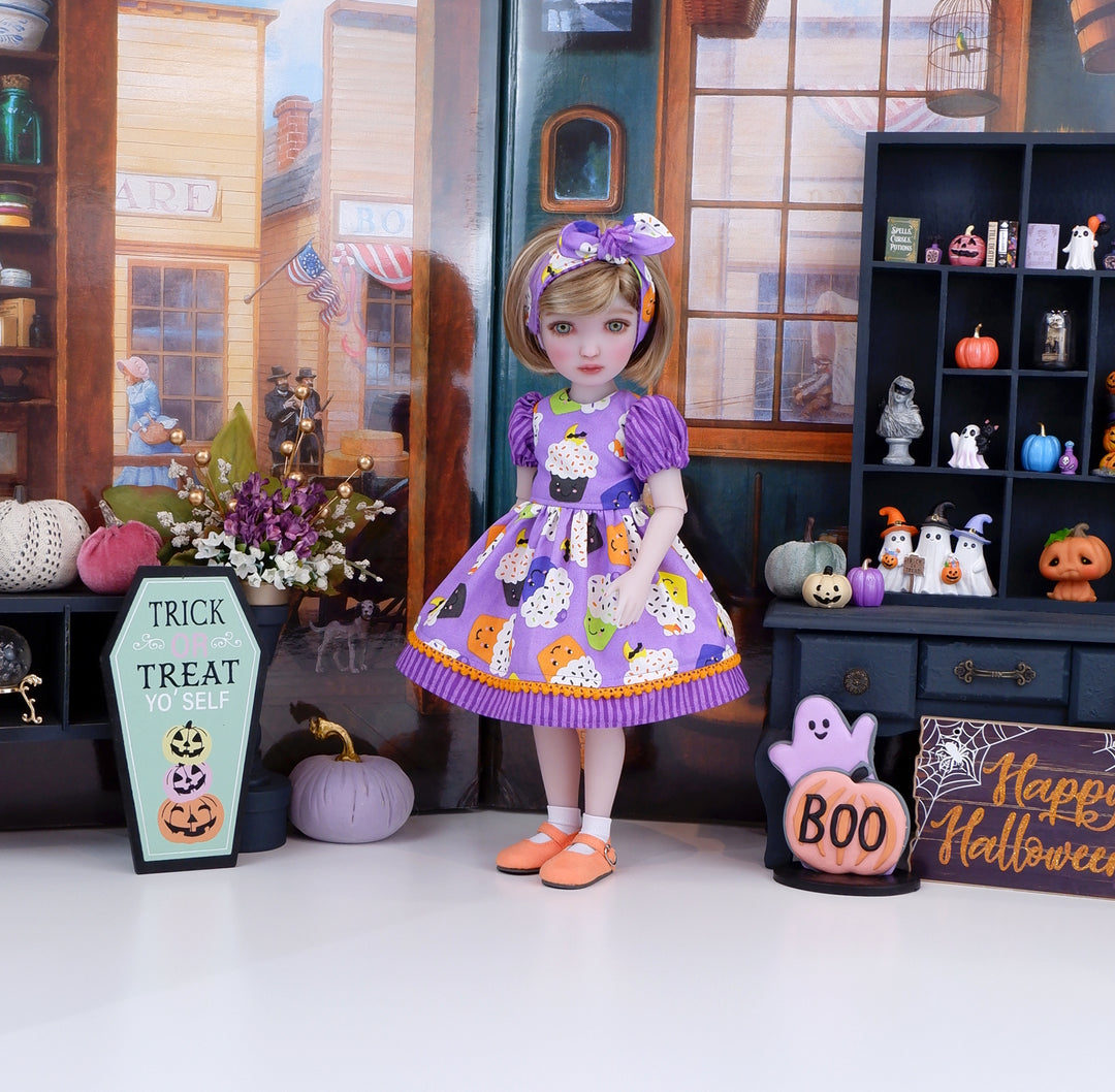 Trick or Treat Cakes - dress and shoes for Ruby Red Fashion Friends doll