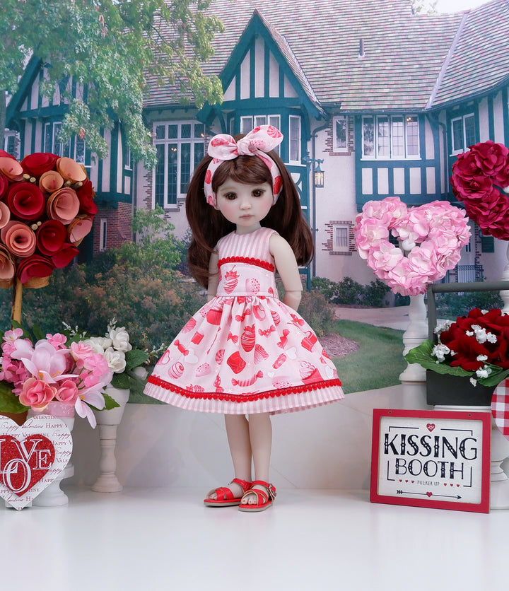 Valentine Treats - dress with sandals for Ruby Red Fashion Friends doll