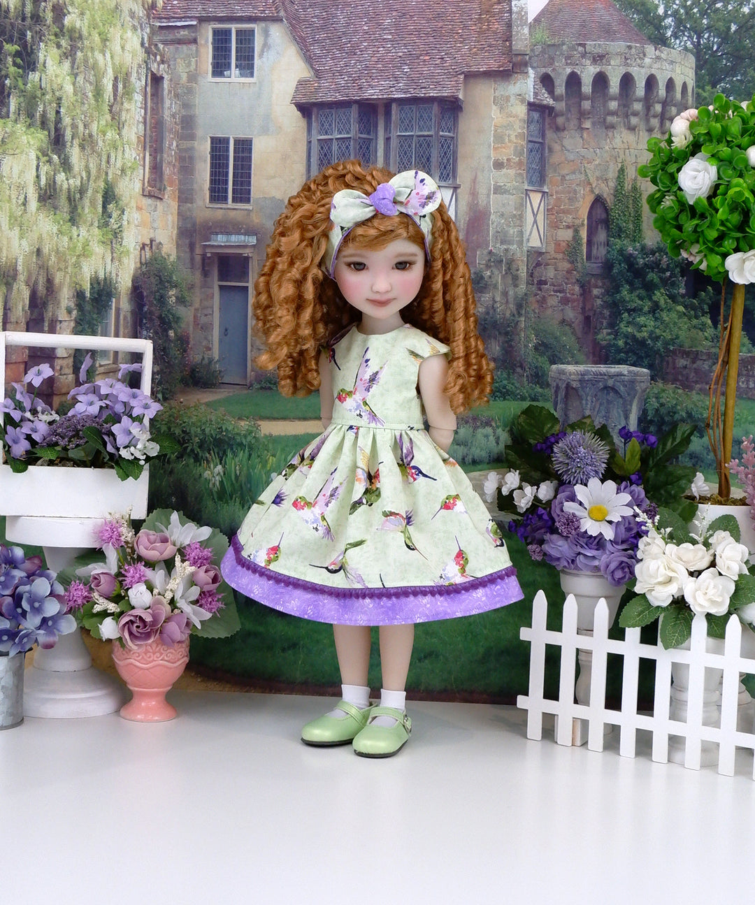 Vibrant Hummingbird - dress with shoes for Ruby Red Fashion Friends doll