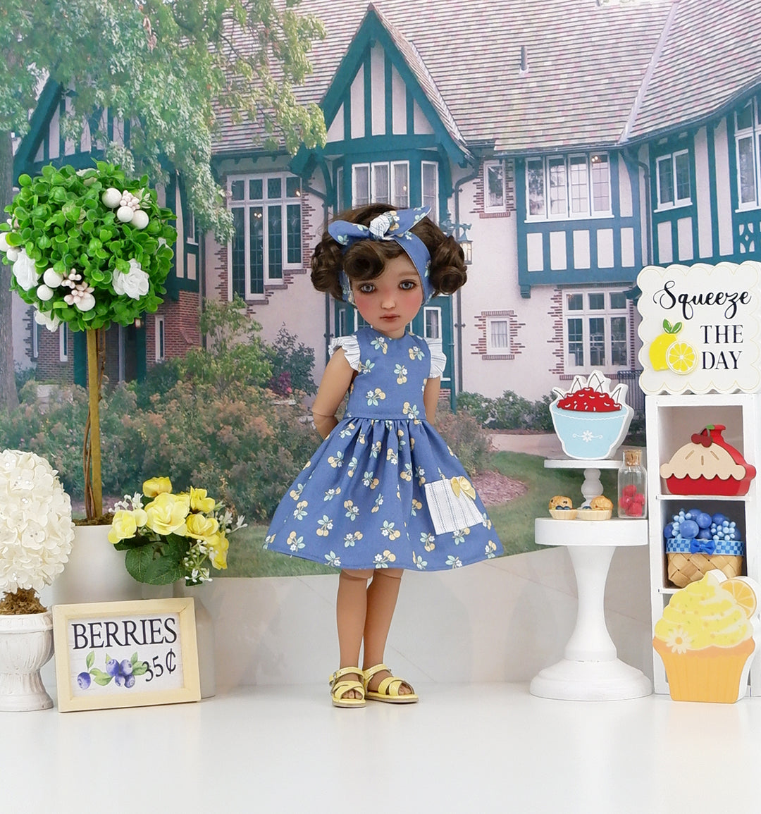Vintage Cherries - dress with sandals for Ruby Red Fashion Friends doll
