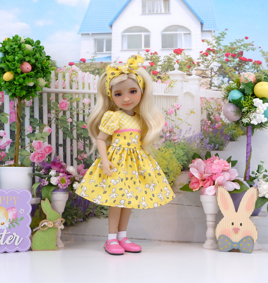 Vintage Lamb - dress and shoes for Ruby Red Fashion Friends doll