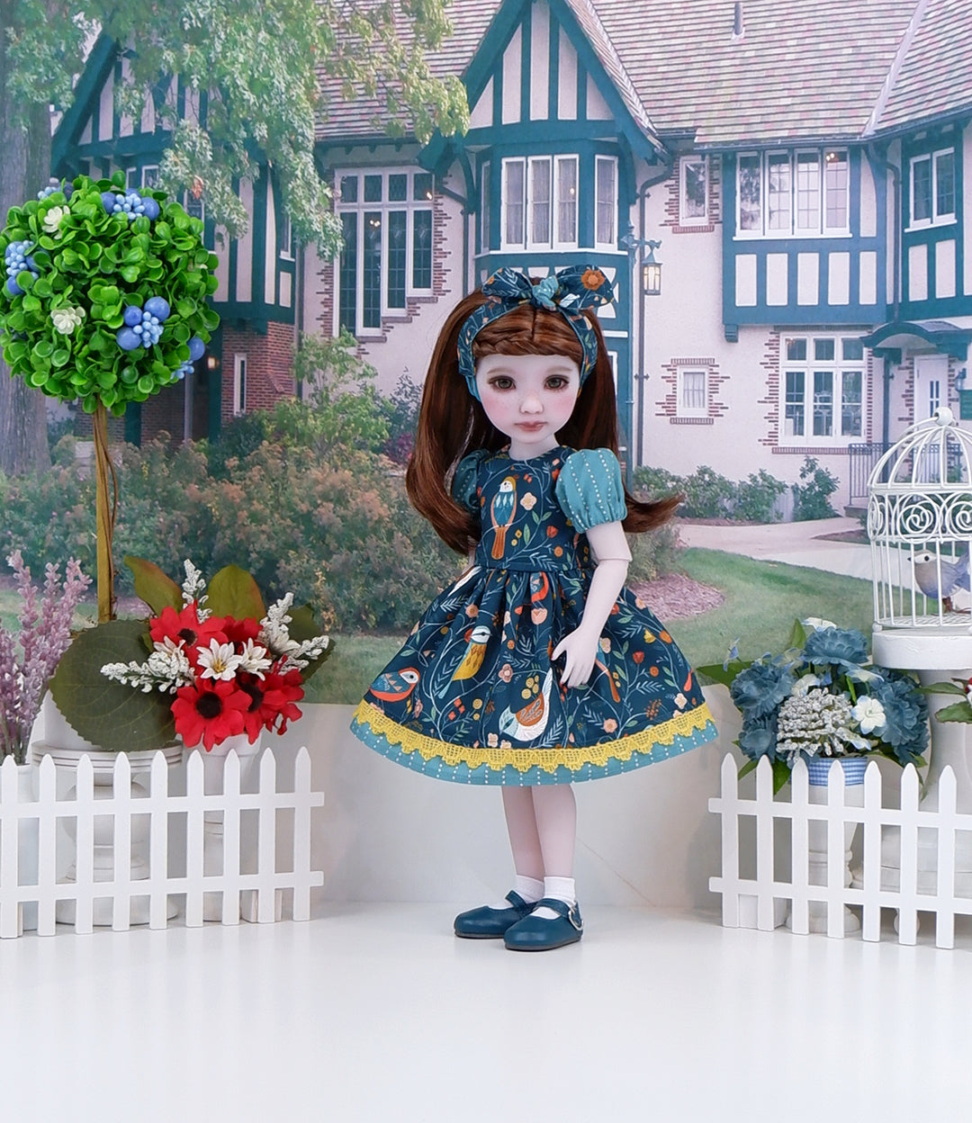Watching Birds - dress and shoes for Ruby Red Fashion Friends doll