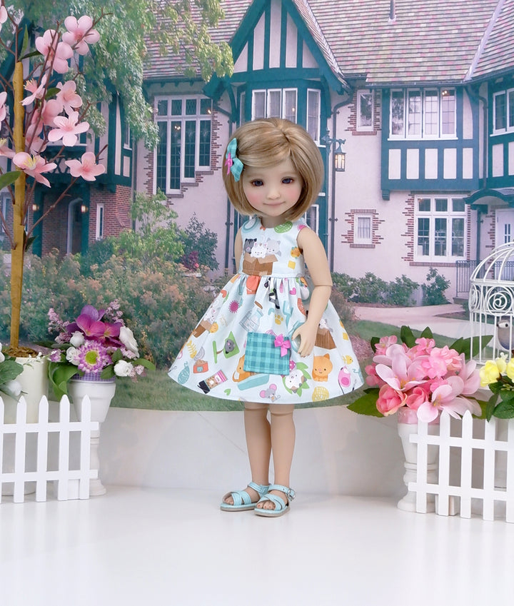 Wee Kitties - dress with sandals for Ruby Red Fashion Friends doll