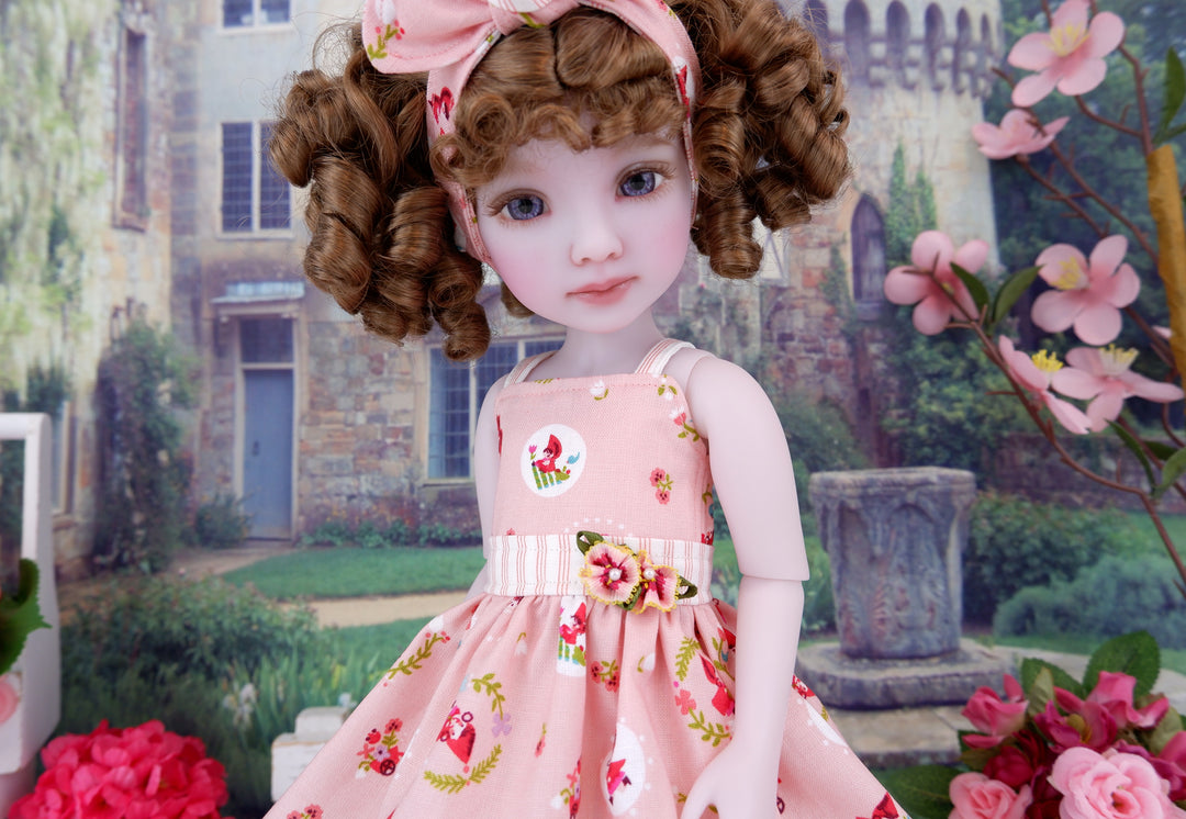 Wee Riding Hood - dress and shoes for Ruby Red Fashion Friends doll