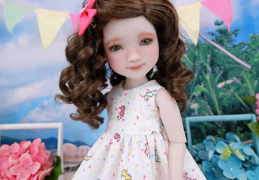 Wee Seahorse - dress with sandals for Ruby Red Fashion Friends doll