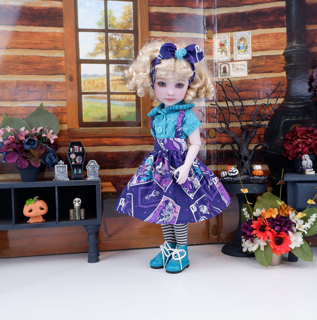 Wicked Villains - blouse & jumper with boots for Ruby Red Fashion Friends doll