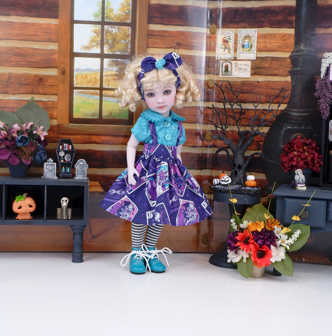 Wicked Villains - blouse & jumper with boots for Ruby Red Fashion Friends doll