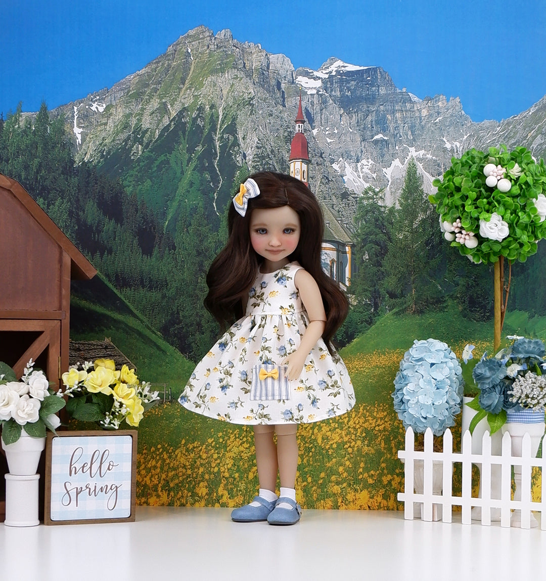 Wild Blue Roses - dress with shoes for Ruby Red Fashion Friends doll