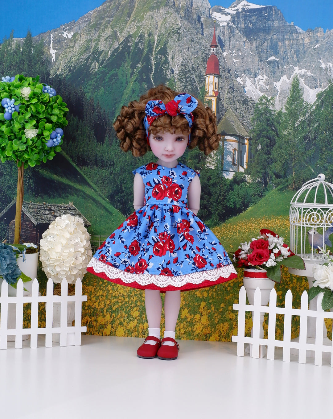 Wild Red Roses - dress with shoes for Ruby Red Fashion Friends doll