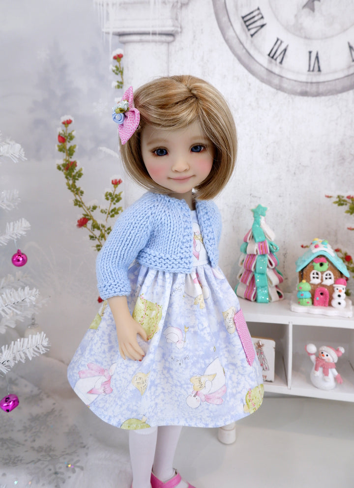 Winter Wonder - dress with sweater & shoes for Ruby Red Fashion Friends doll