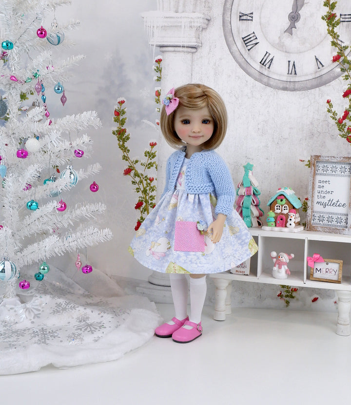 Winter Wonder - dress with sweater & shoes for Ruby Red Fashion Friends doll