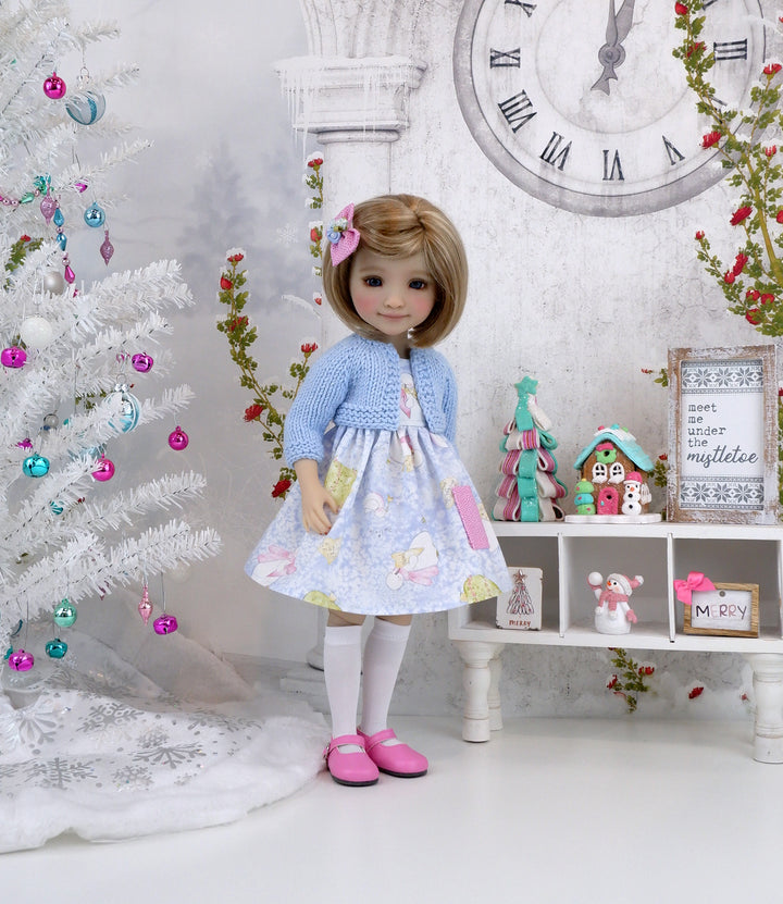 Winter Wonder - dress with sweater & shoes for Ruby Red Fashion Friends doll