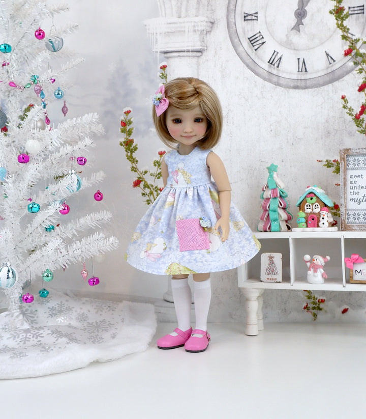 Winter Wonder - dress with sweater & shoes for Ruby Red Fashion Friends doll