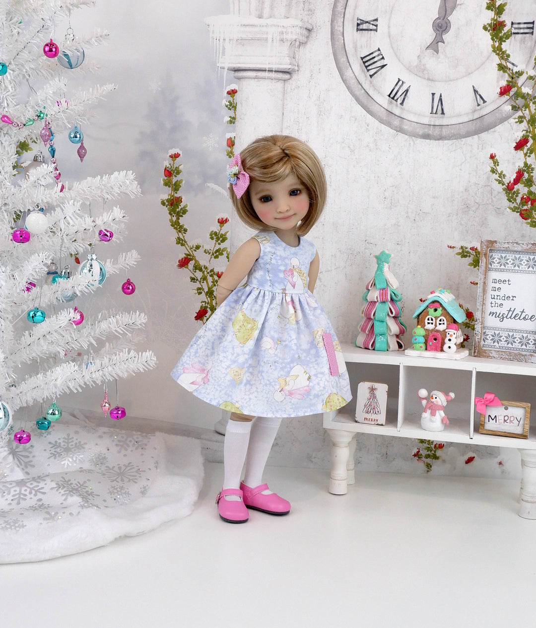 Winter Wonder - dress with sweater & shoes for Ruby Red Fashion Friends doll