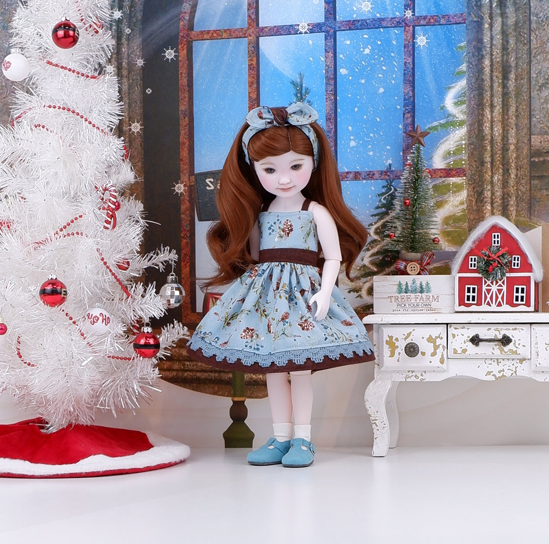 Winter Woodland - dress with shoes for Ruby Red Fashion Friends doll