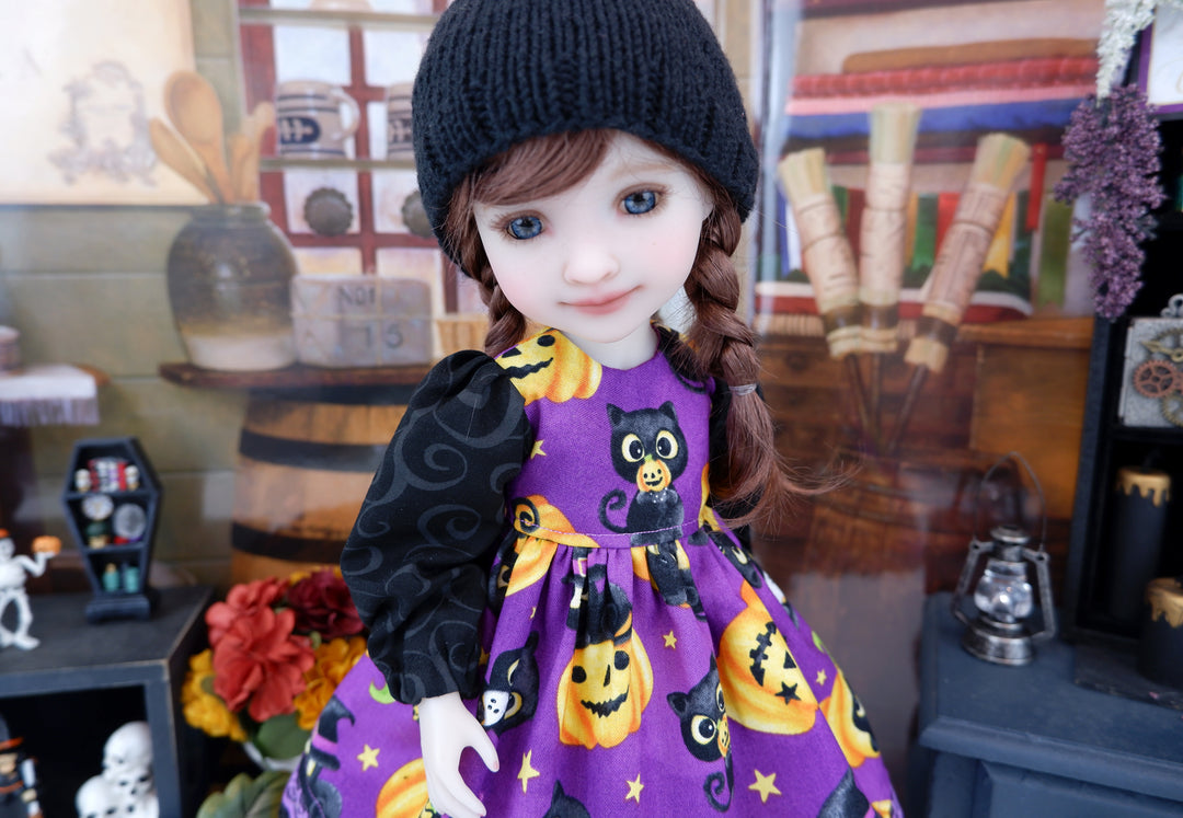 Witch's Kitty - dress ensemble with boots for Ruby Red Fashion Friends doll