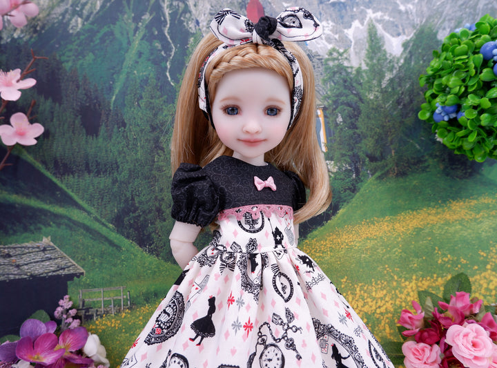 Wonderland Medley - dress and shoes for Ruby Red Fashion Friends doll