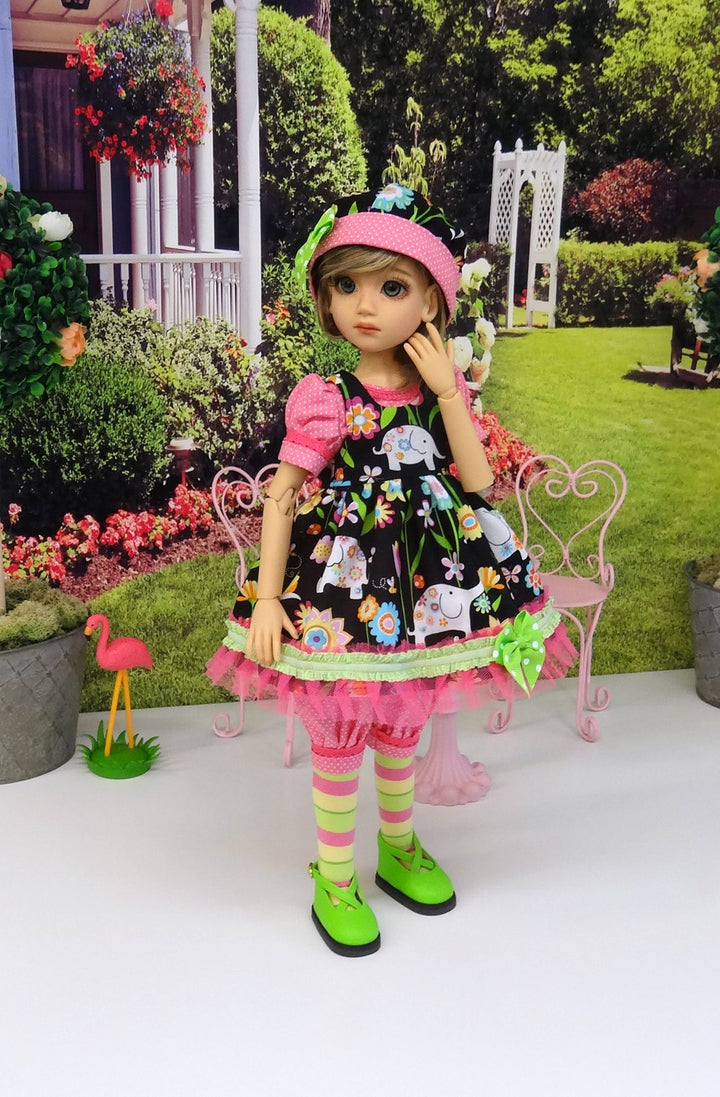 Lucky Elephant - romper & pinafore for 45cm BJD