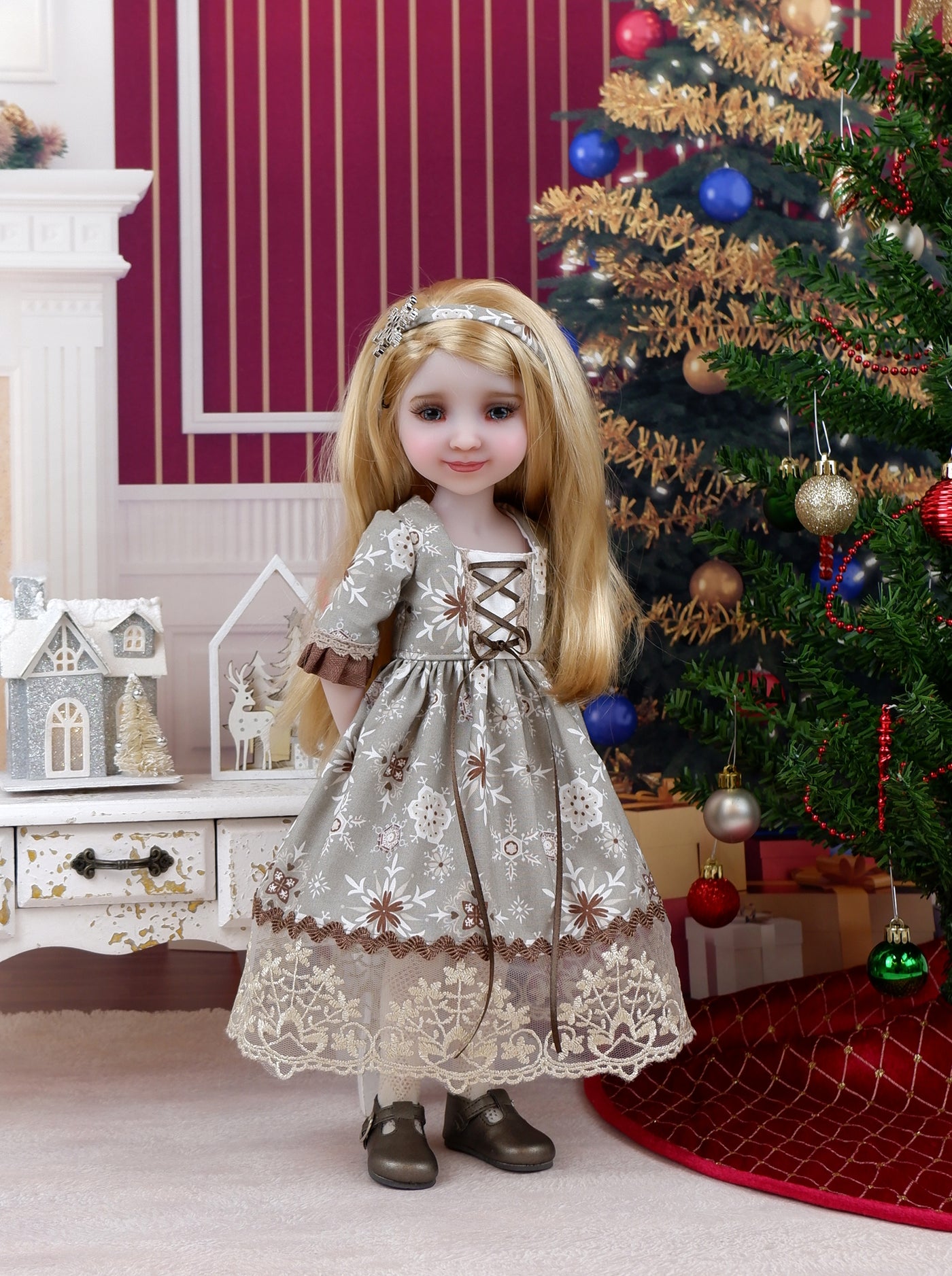 Advent Snowflakes - dirndl dress ensemble with shoes for Ruby Red Fashion Friends doll