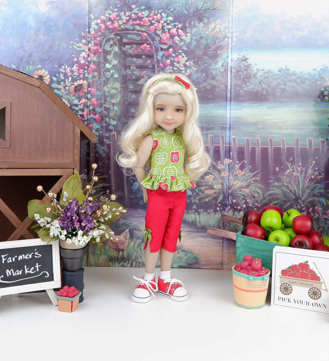 Apple Core - top & capris with shoes for Ruby Red Fashion Friends doll
