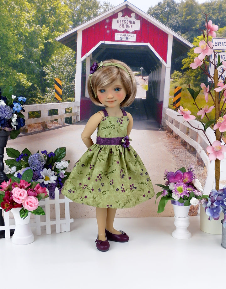 Autumn Meadow - dress with shoes for Ruby Red Fashion Friends doll