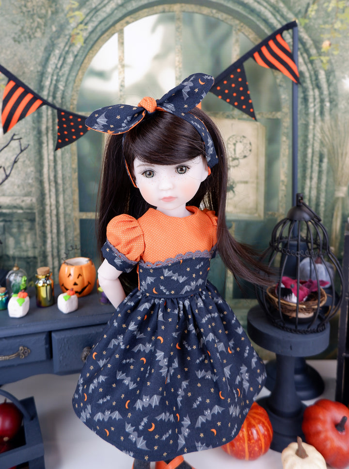 Bat Wings - dress and shoes for Ruby Red Fashion Friends doll