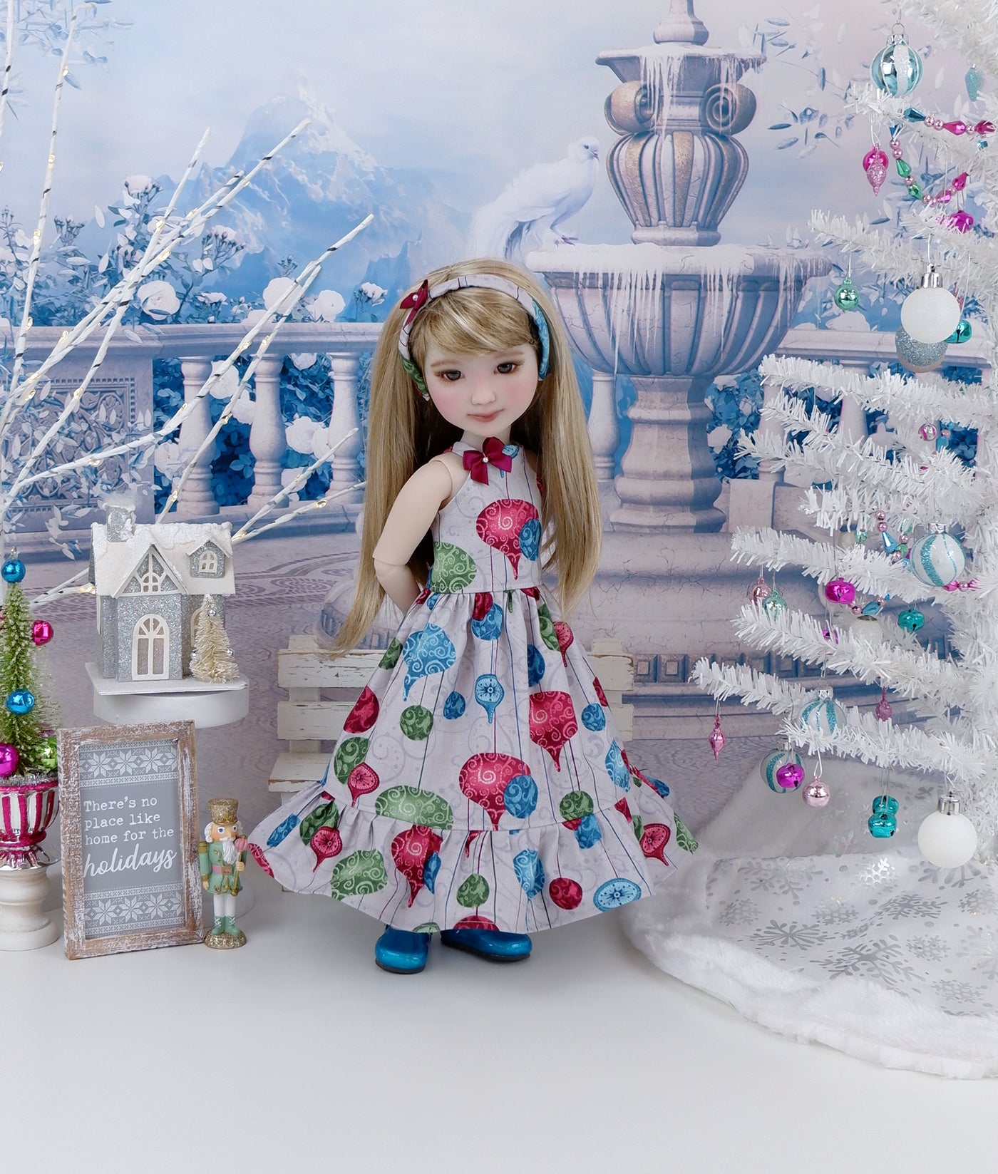 Bright Baubles - dress with shoes for Ruby Red Fashion Friends doll